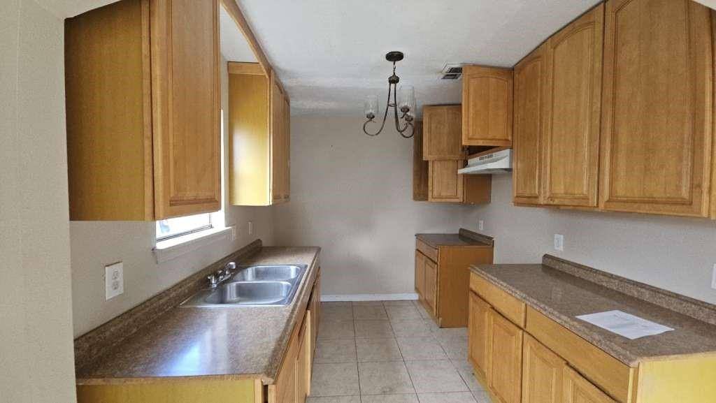 Houston, TX 77078,8715 Valley Ledge DR