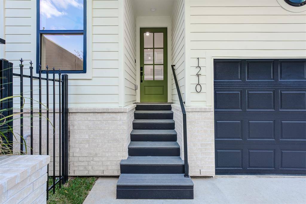 Houston, TX 77008,1210 W 23rd ST