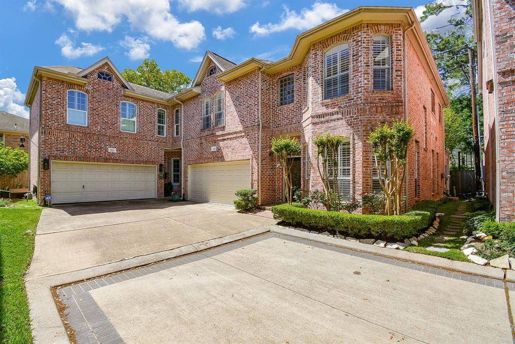 Houston, TX 77055,7527 Woodvine Place CT