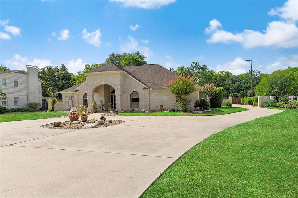 Friendswood, TX 77546,602 Oak DR