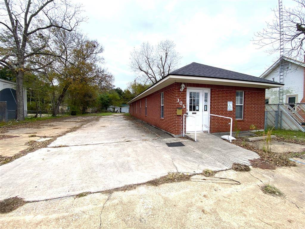 Trinity, TX 75862,303 S Robb ST