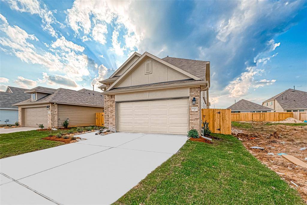 Richmond, TX 77407,8910 Oak Ivy LN