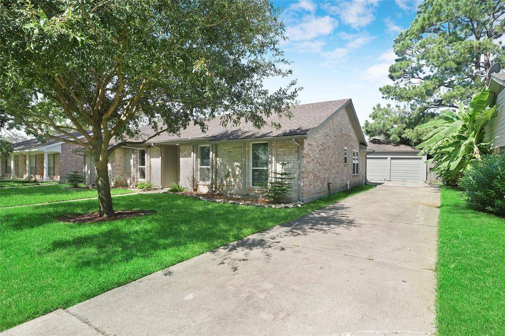 Houston, TX 77077,1726 Ashford Hollow LN