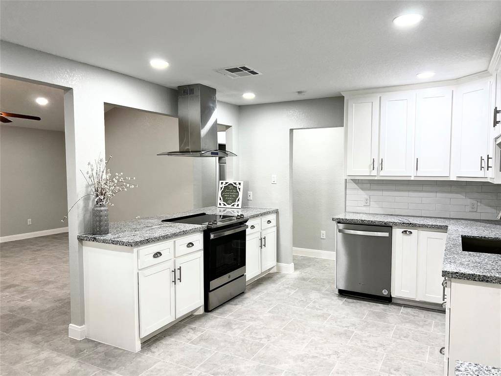 Seabrook, TX 77586,4306 Albatross DR