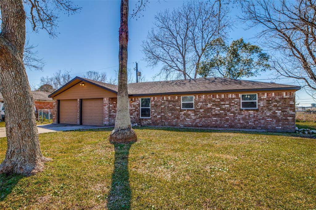 Bacliff, TX 77518,2922 Michael ST