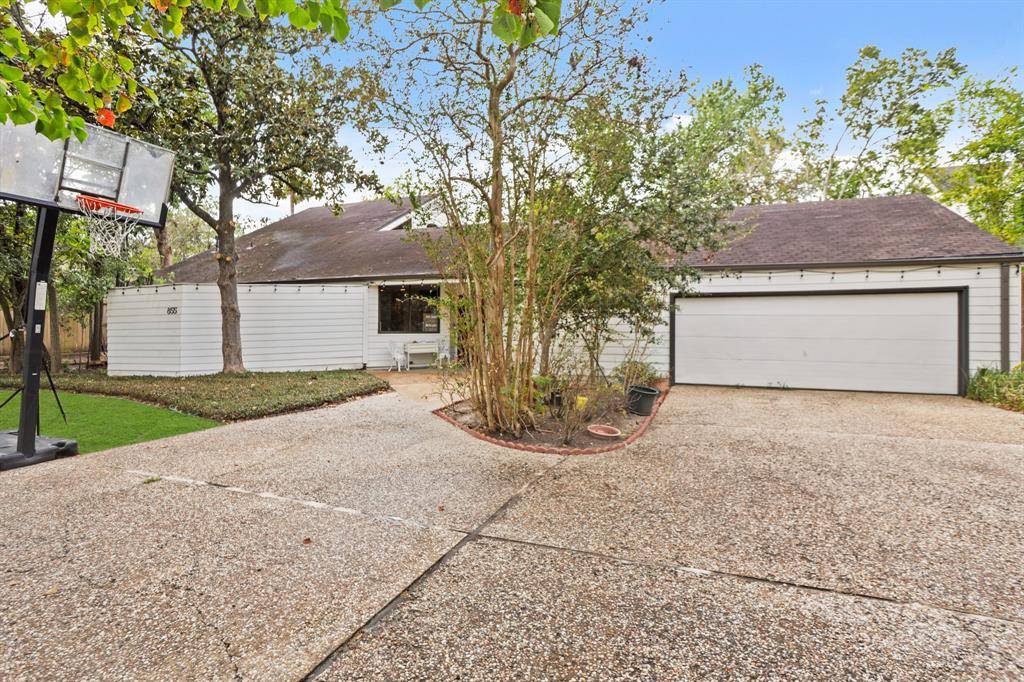 Bellaire, TX 77401,855 Mulberry LN