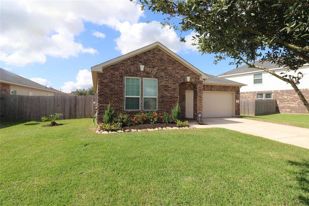 La Marque, TX 77568,824 Grassy Knoll TRL