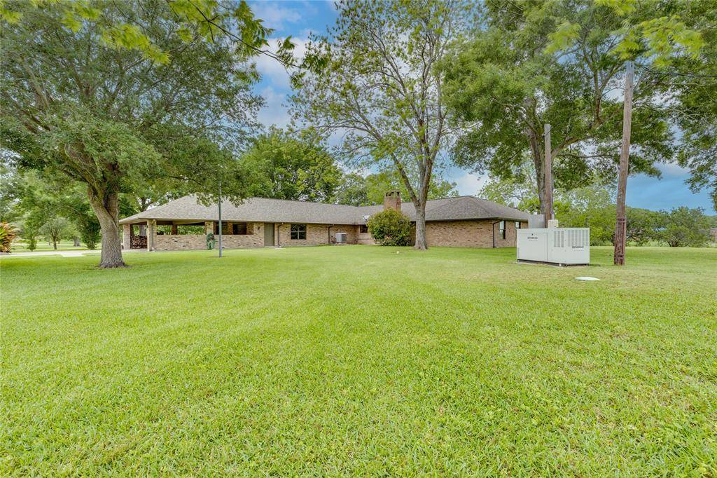 Beach City, TX 77523,15151 Lakeview DR