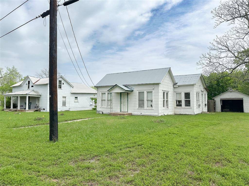 Weimar, TX 78962,509, 511 S Saint Andrews ST