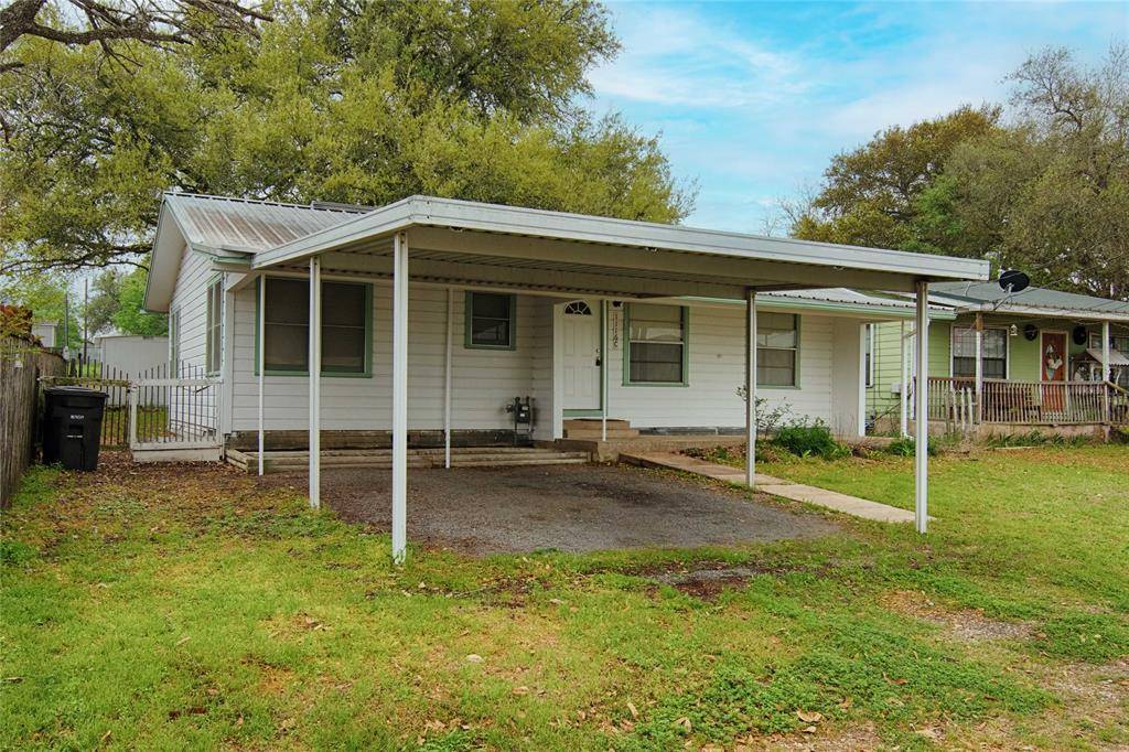 Schulenburg, TX 78956,1116-C Simpson ST