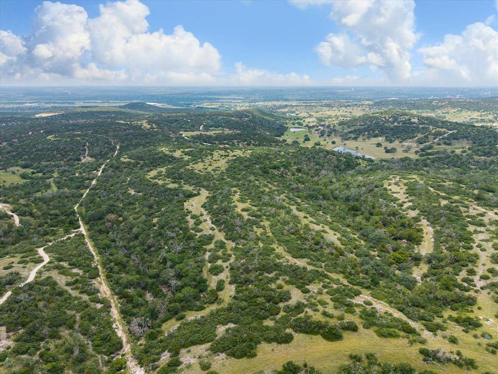 Comfort, TX 78013,201 W Wind RD