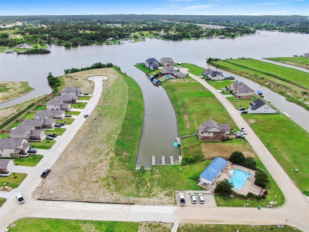 Willis, TX 77318,11033 N Lake Mist LN