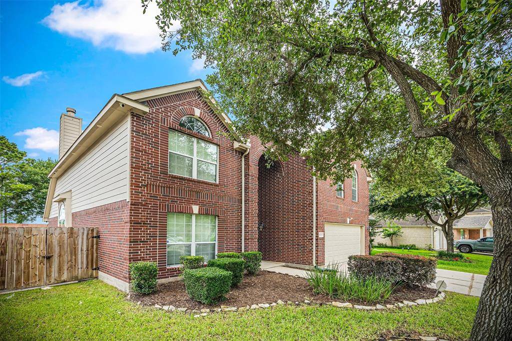 Houston, TX 77049,15323 Southwood Trace LN
