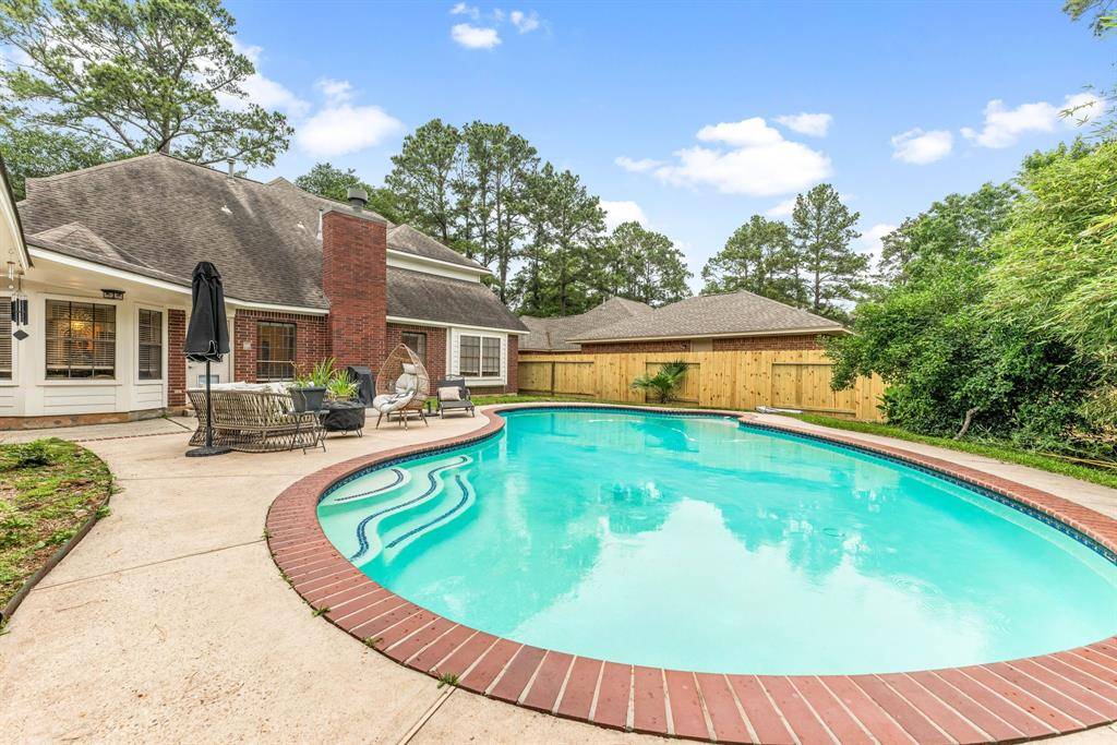 The Woodlands, TX 77381,6 Heathstone PL