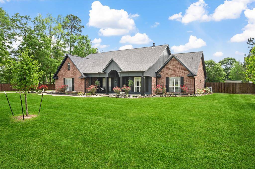 Cleveland, TX 77327,658 County Road 2216