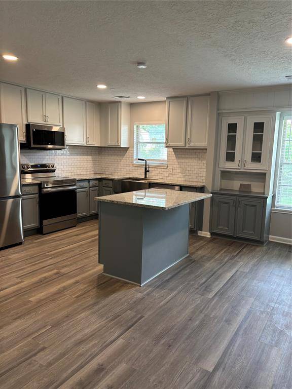Houston, TX 77005,4254 Albans ST