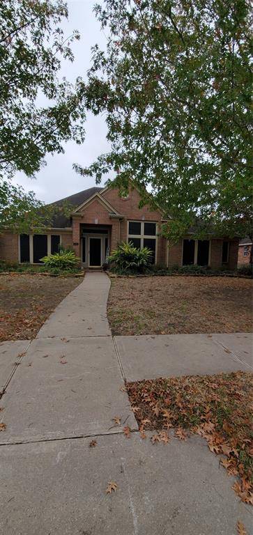 Dickinson, TX 77539,109 Smokey Lake LN