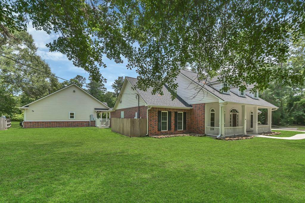 Magnolia, TX 77354,26320 Pin Oak DR