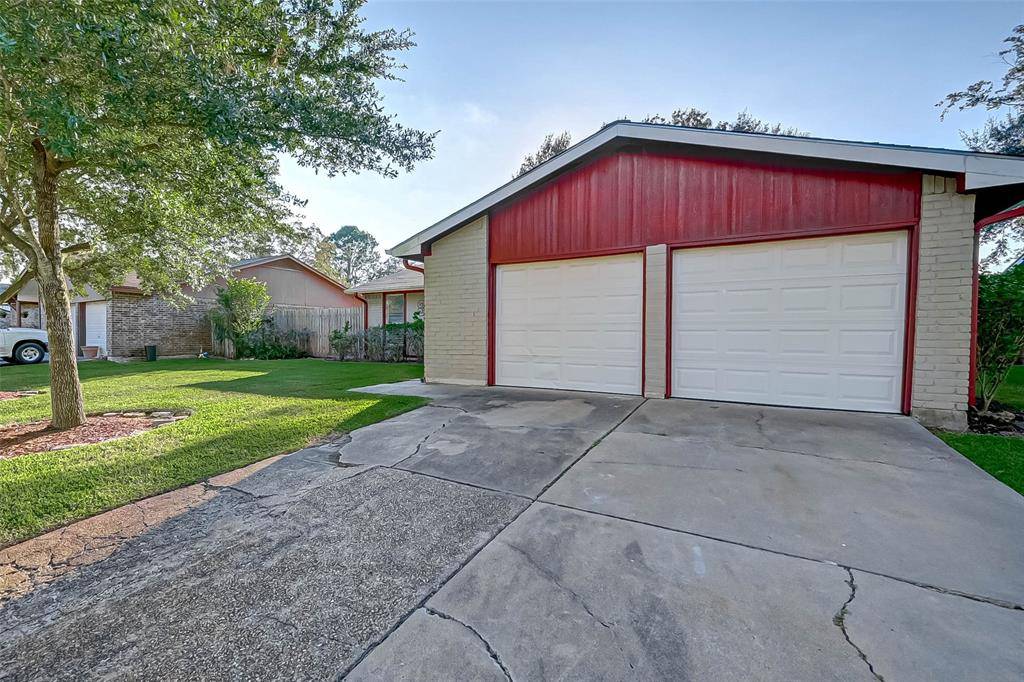 Houston, TX 77489,15826 Willbriar LN