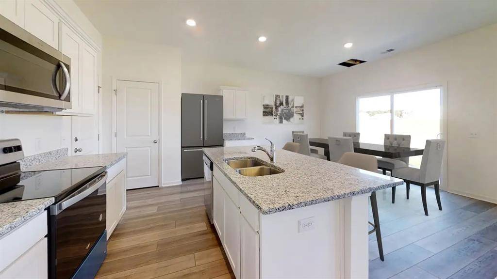 Houston, TX 77016,10230 Red Orchid DR