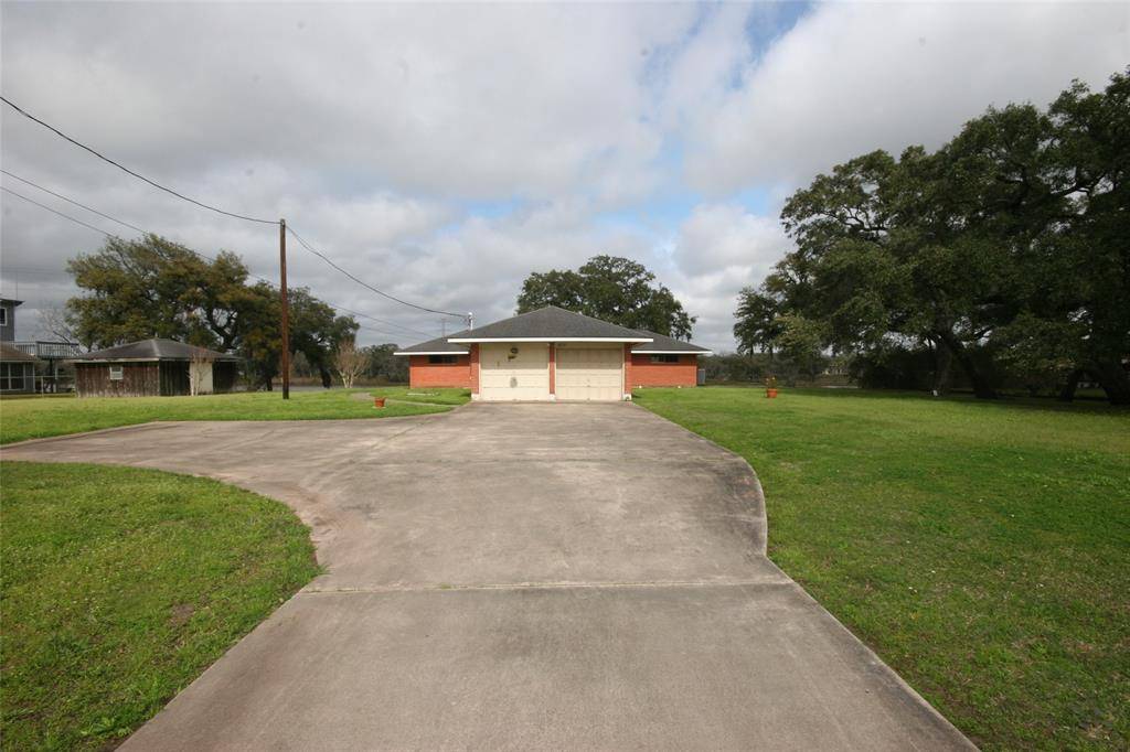 Brazoria, TX 77422,6312 County Road 659