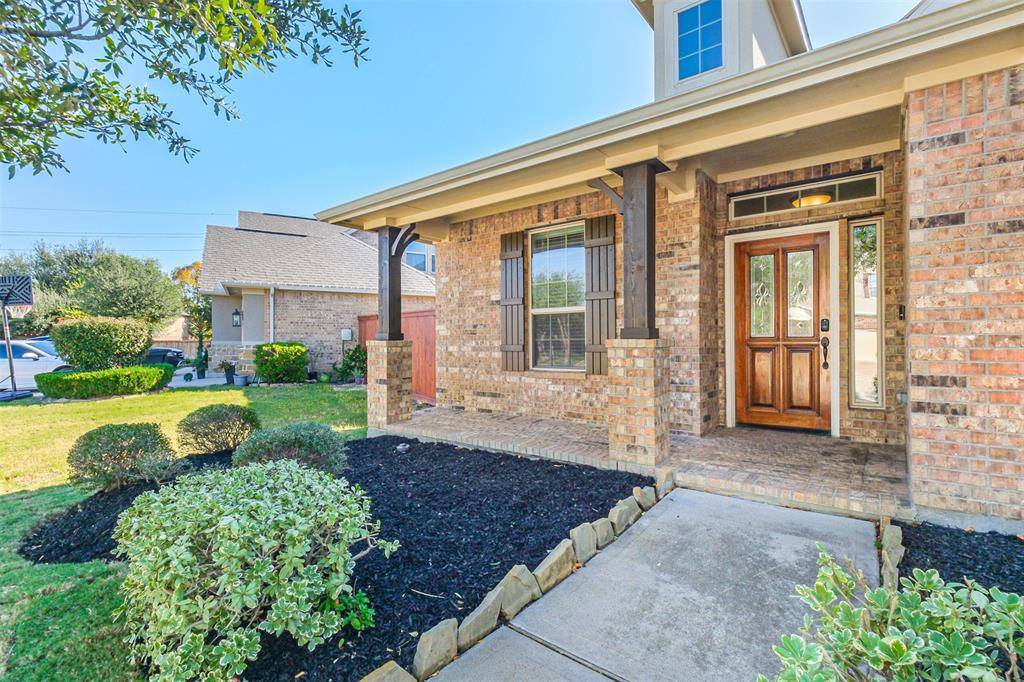 Cypress, TX 77433,17918 Creek Bluff LN