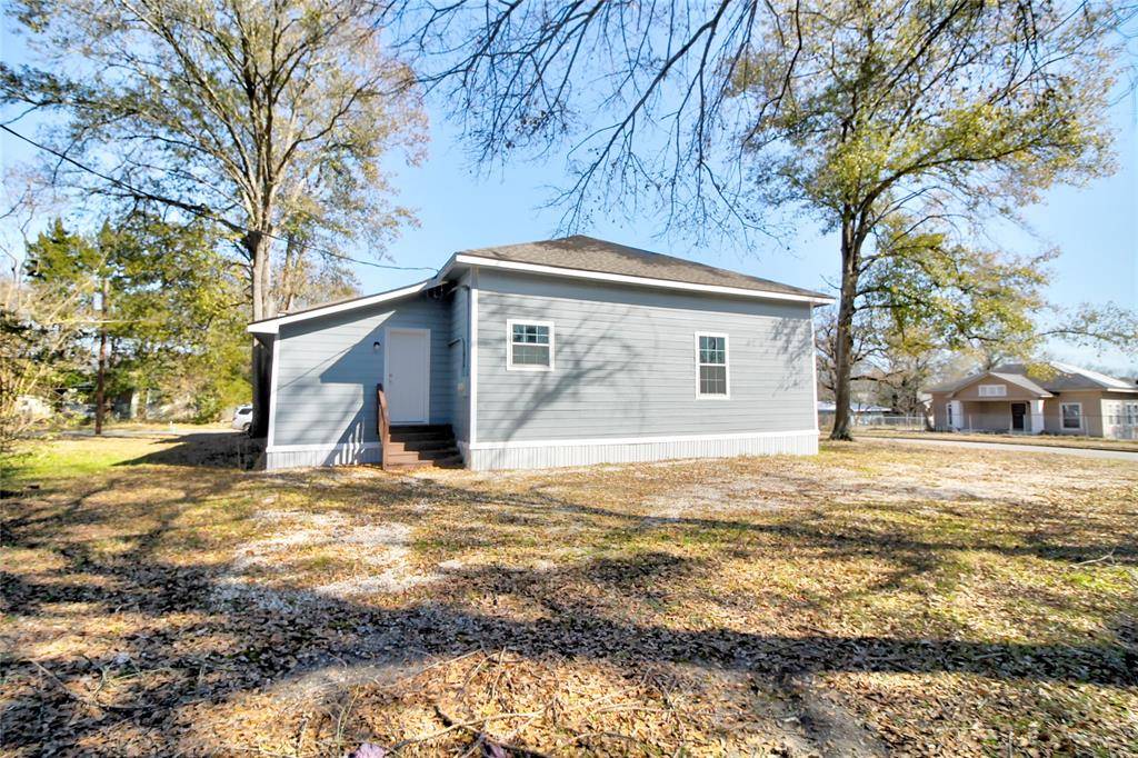 Lufkin, TX 75901,322 Montrose ST