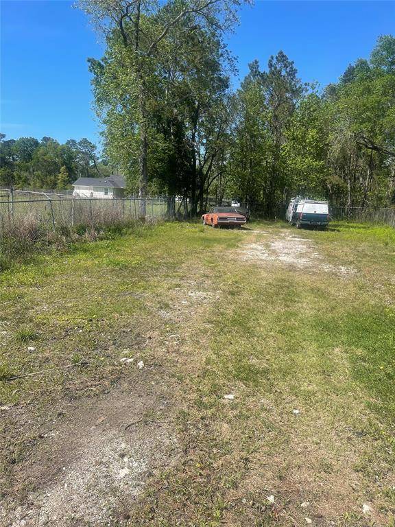 Wallisville, TX 77597,21207 I-10