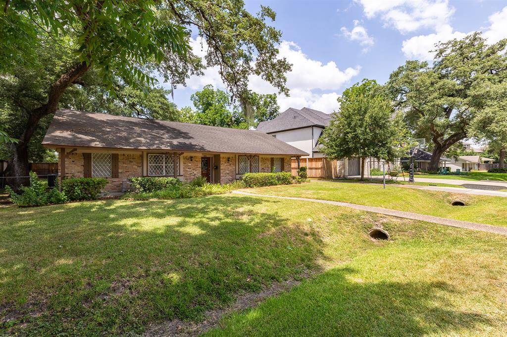 Houston, TX 77055,1311 Beutel DR