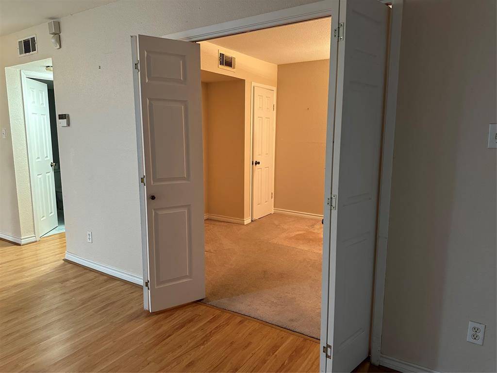 Houston, TX 77042,2100 Wilcrest DR #116
