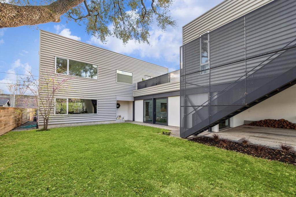 Houston, TX 77098,1851 Lexington ST