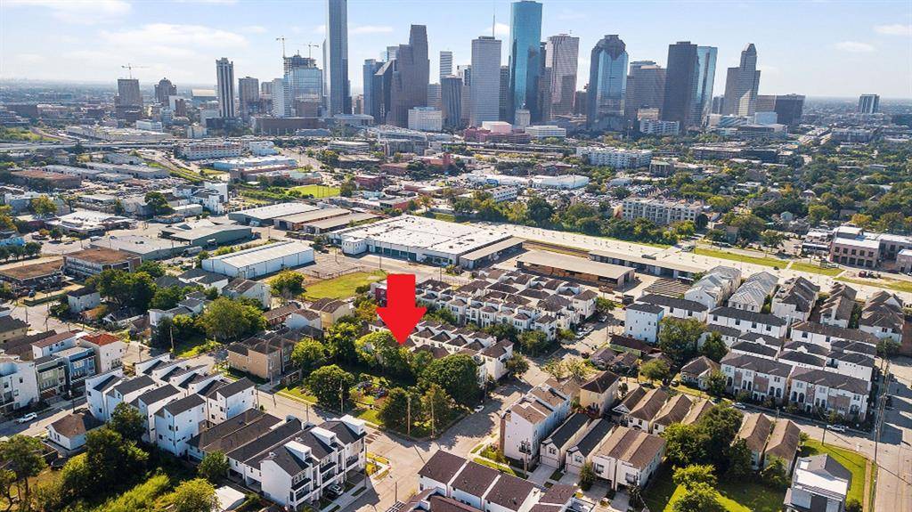 Houston, TX 77007,1412 Sabine ST