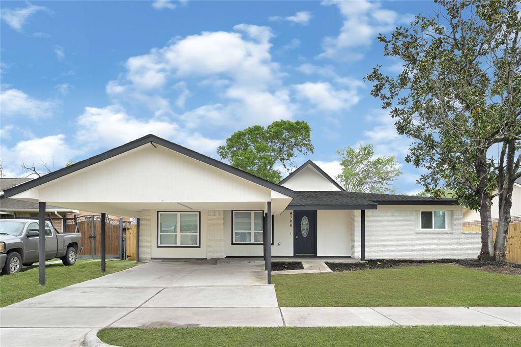 Houston, TX 77045,4306 Knotty Oaks TRL