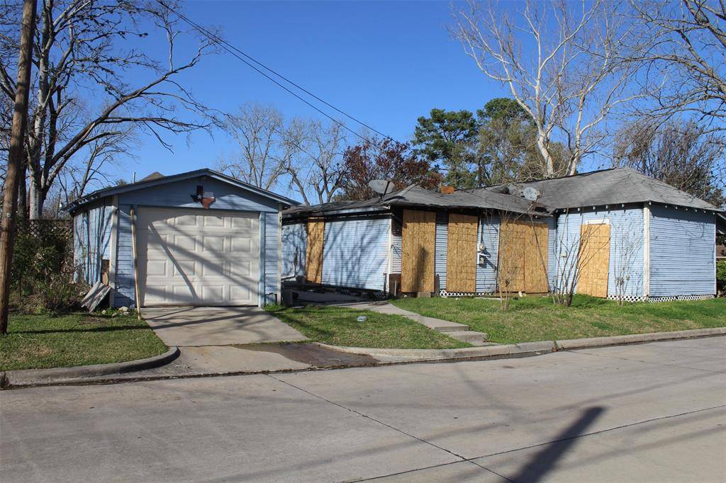 Humble, TX 77338,626 Ferguson ST