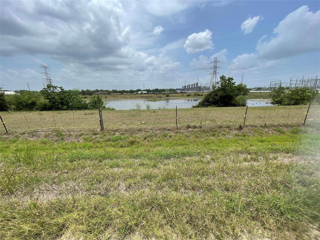 Thompsons, TX 77481,0 Lockwood BYP