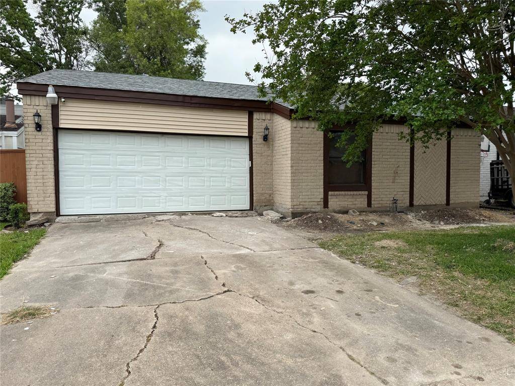 Houston, TX 77035,6311 Dawnridge DR