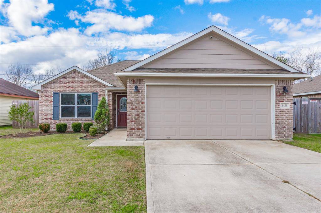 Angleton, TX 77515,6131 Fox Ridge DR