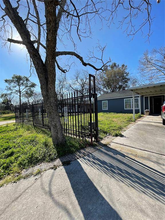 Houston, TX 77092,6721 Midfield DR