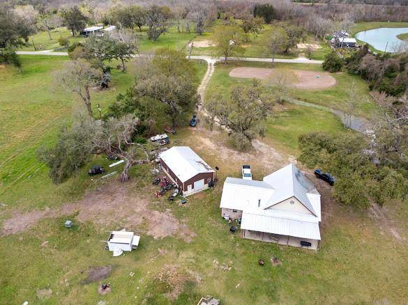 Sweeny, TX 77480,682 County Road 728B