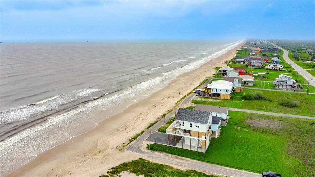 Gilchrist, TX 77617,1395 Keith AVE