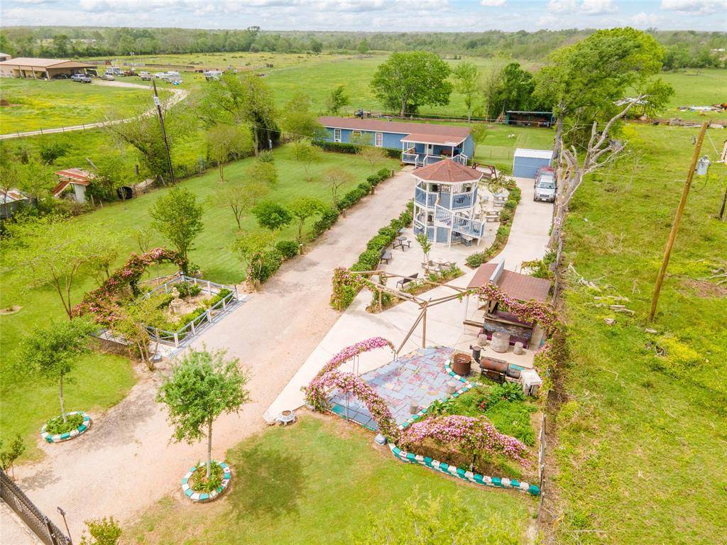 Angleton, TX 77515,26152 FM 521 RD