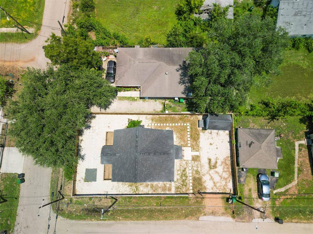 Houston, TX 77022,4204 Castor ST