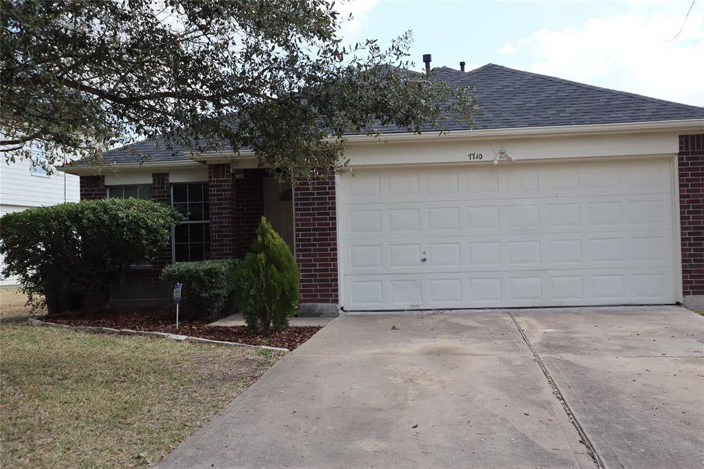 Cypress, TX 77433,7710 Little Thicket CT