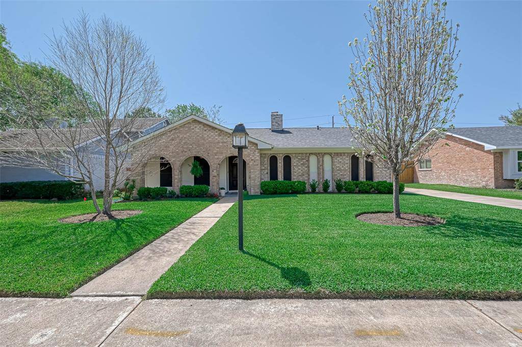 Katy, TX 77450,906 Park Knoll LN