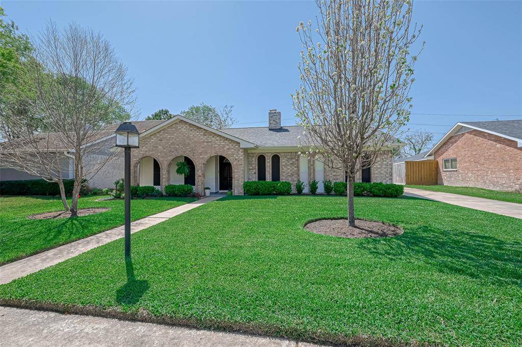 Katy, TX 77450,906 Park Knoll LN