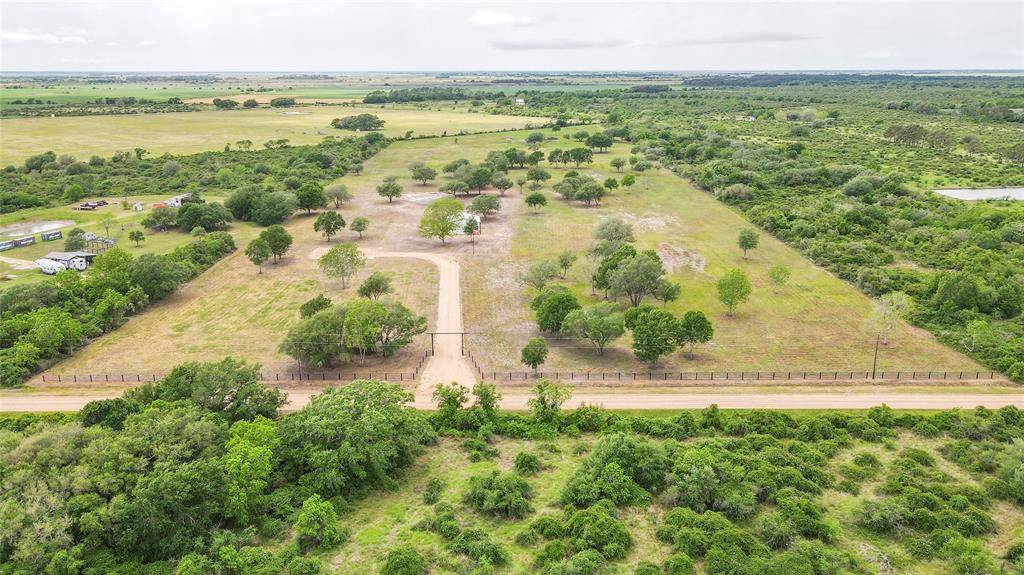 Louise, TX 77455,4918 CR 317