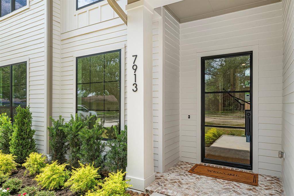 Houston, TX 77055,7913 Turquoise LN