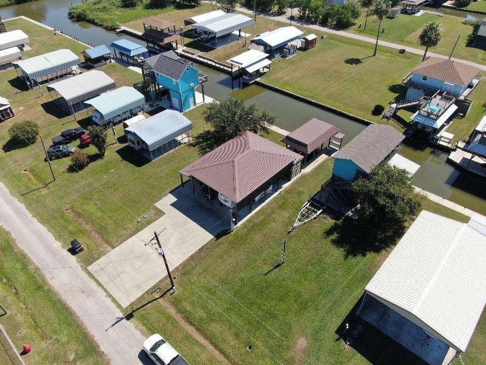 Crystal Beach, TX 77650,1120 & 1122 Prides LN