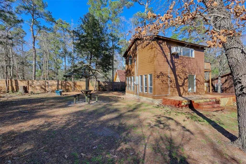 Montgomery, TX 77316,6076 Sinclair DR