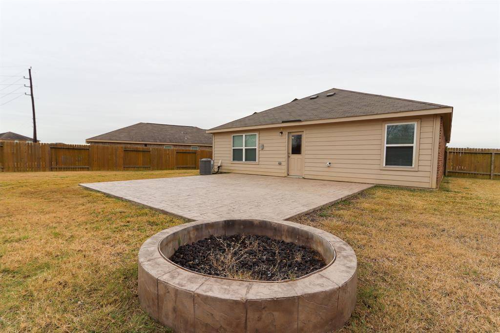 Iowa Colony, TX 77583,1335 Diamond Drape DR